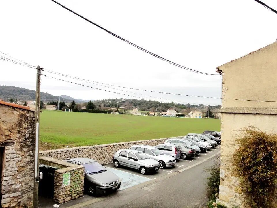 Appartement à louer, 64m², Rians