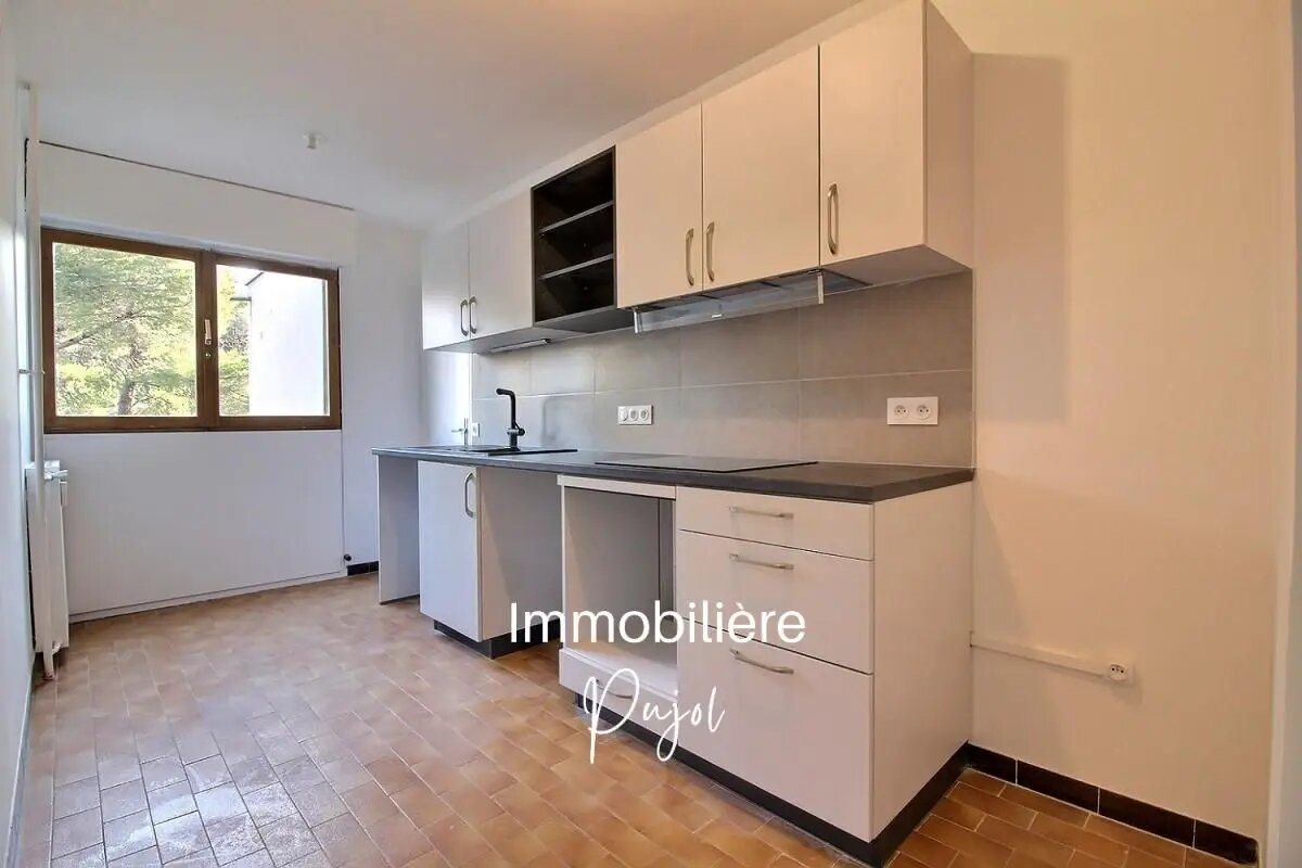 Appartement à louer, 85m², Marseille 9ème