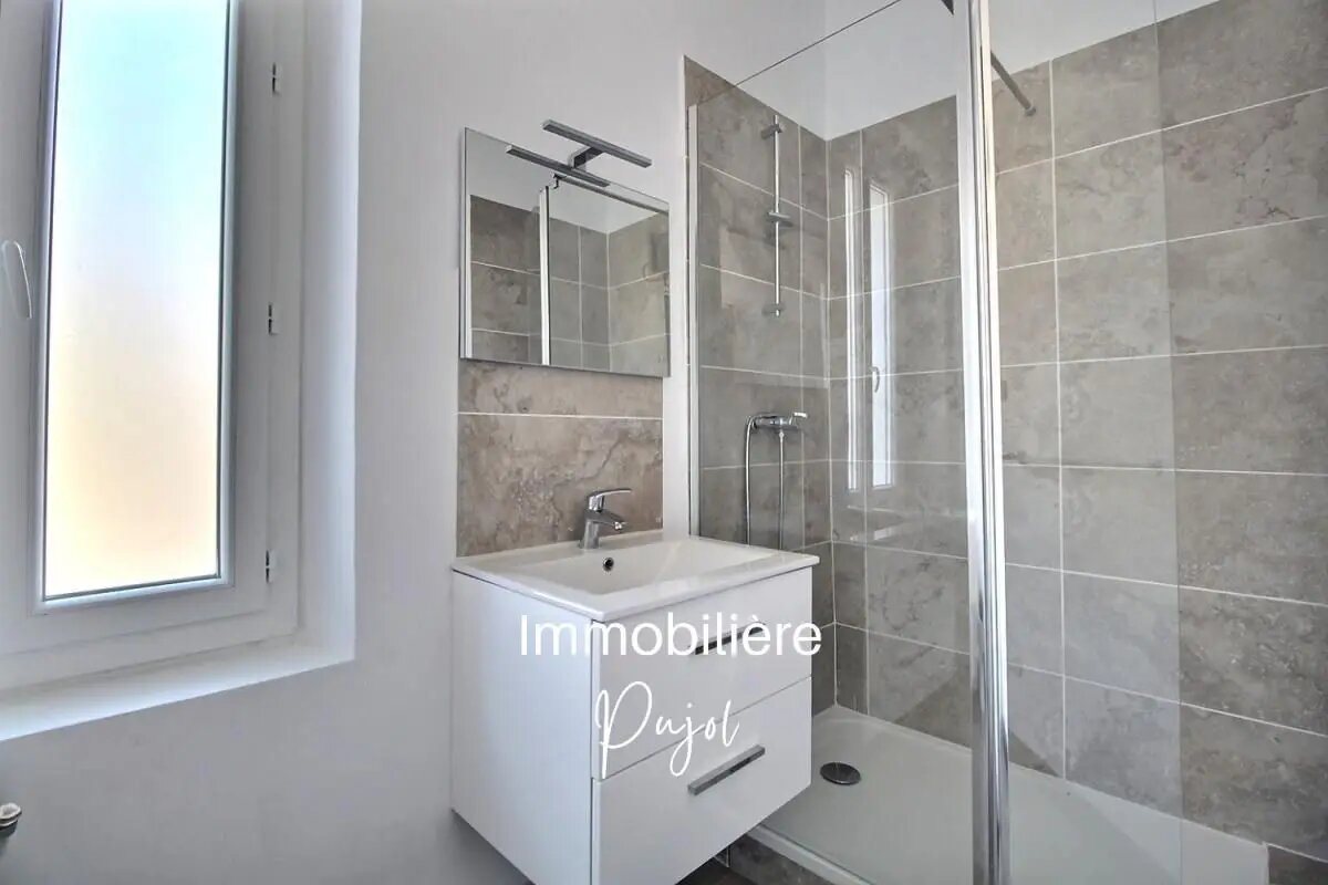 Appartement à louer, 26m², Marseille 9ème