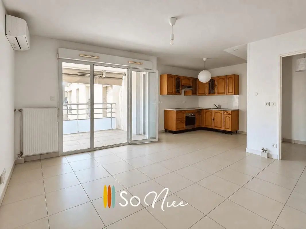 Appartement à louer, 65m², Nice
