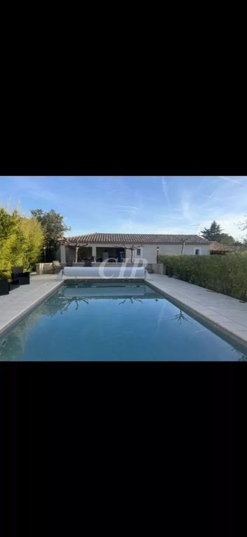 Maison à vendre, 175m², Aureille
