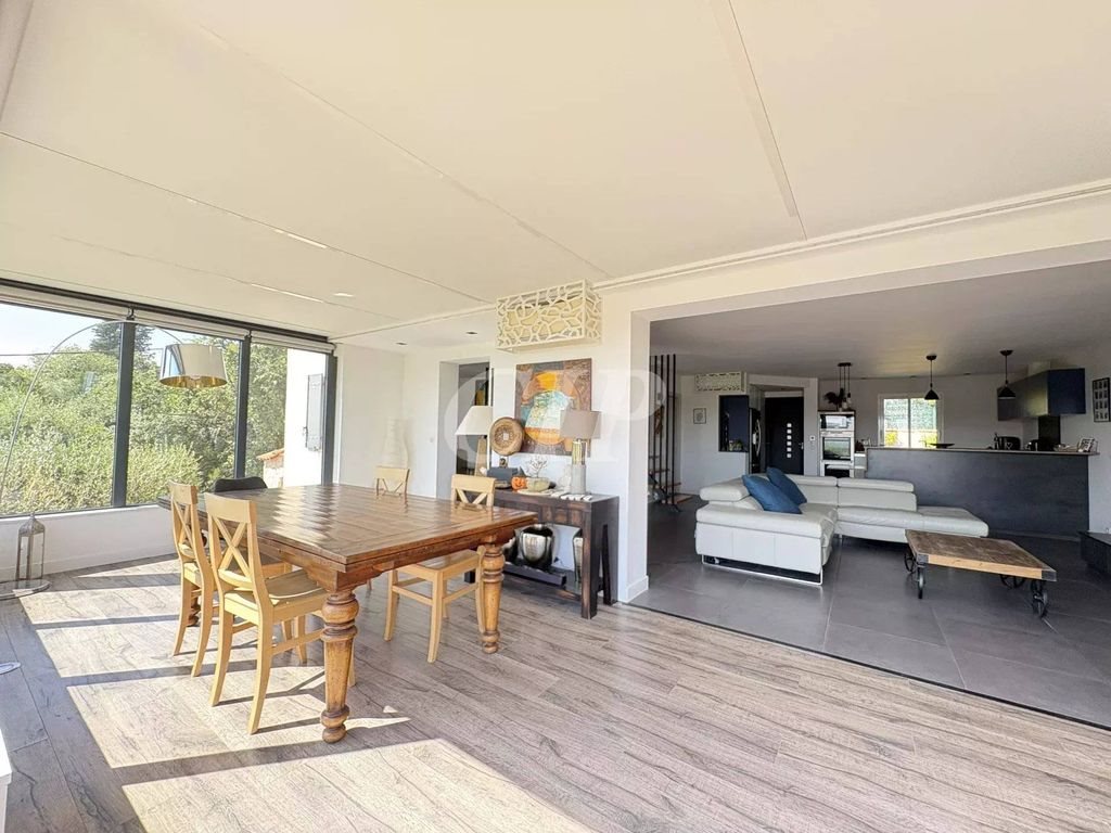 Maison à vendre, 183m², Villelaure