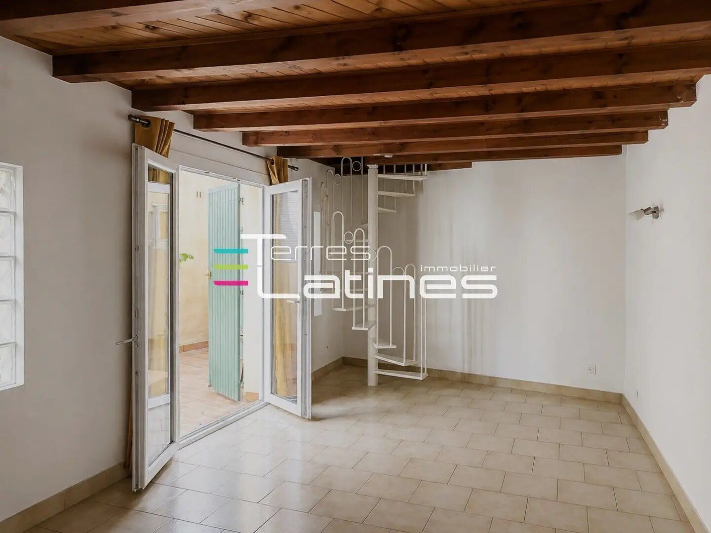 Appartement à louer, 39m², Nîmes