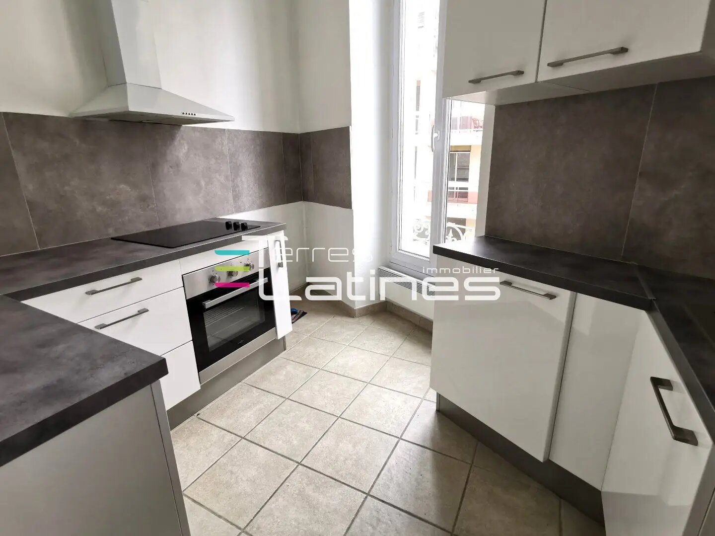 Appartement à louer, 56m², Nîmes