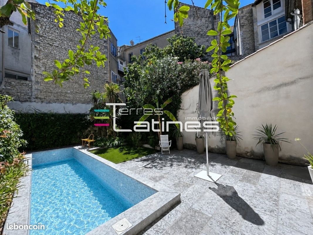 Maison à vendre, 208m², Nîmes
