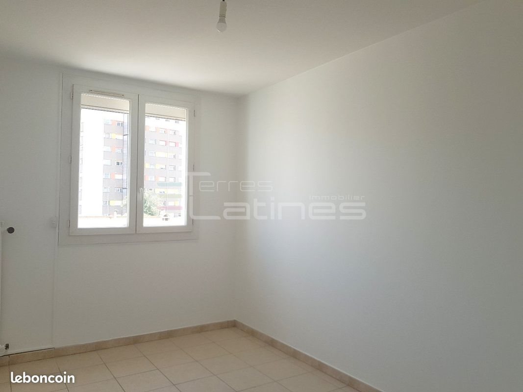 Appartement à louer, 72m², Nîmes