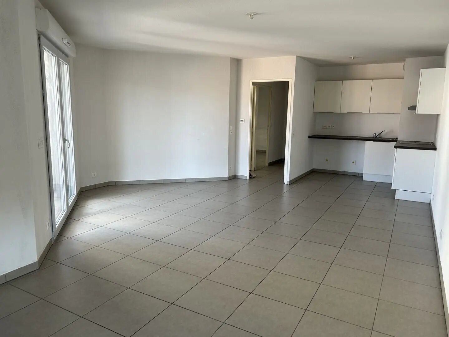 Appartement à louer, 68m², Vallauris