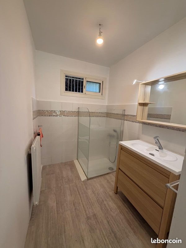 Appartement à louer, 57m², Vallauris