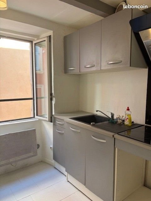 Appartement à louer, 28m², Vallauris
