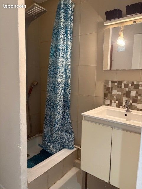 Appartement à louer, 28m², Vallauris