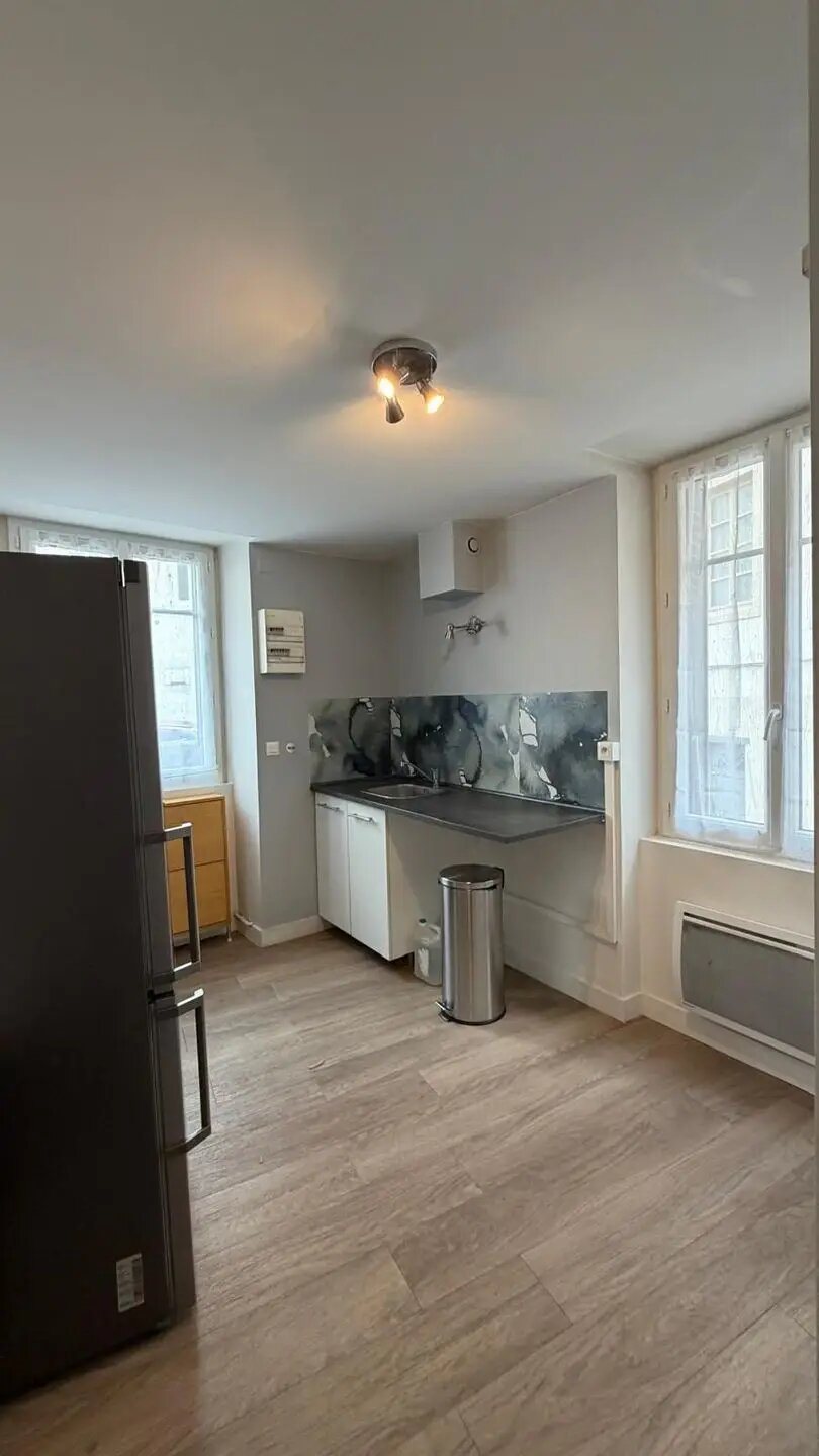 Appartement à louer, 33m², Vienne