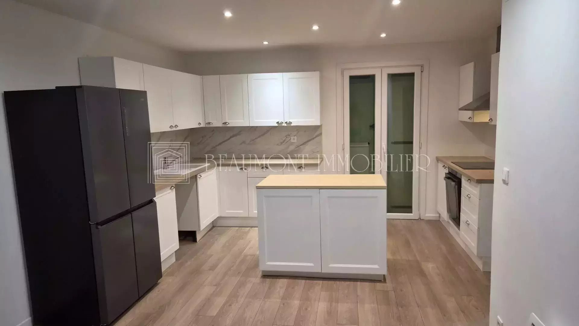 Maison à louer, 123m², Saint-Laurent-du-Var