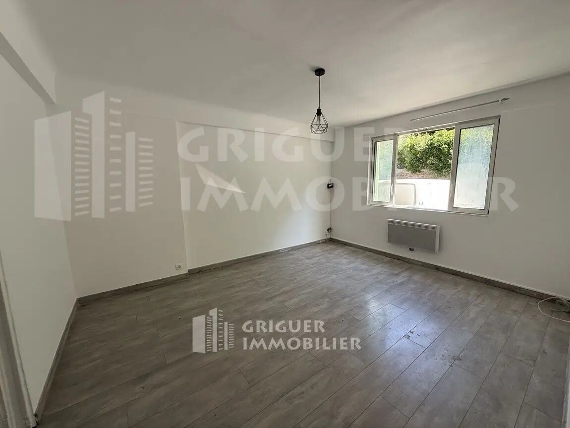 Appartement à vendre, 64m², L'Escarène