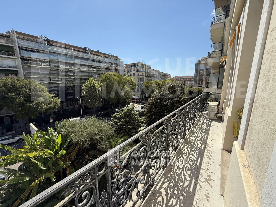 Appartement à louer, 197m², Nice