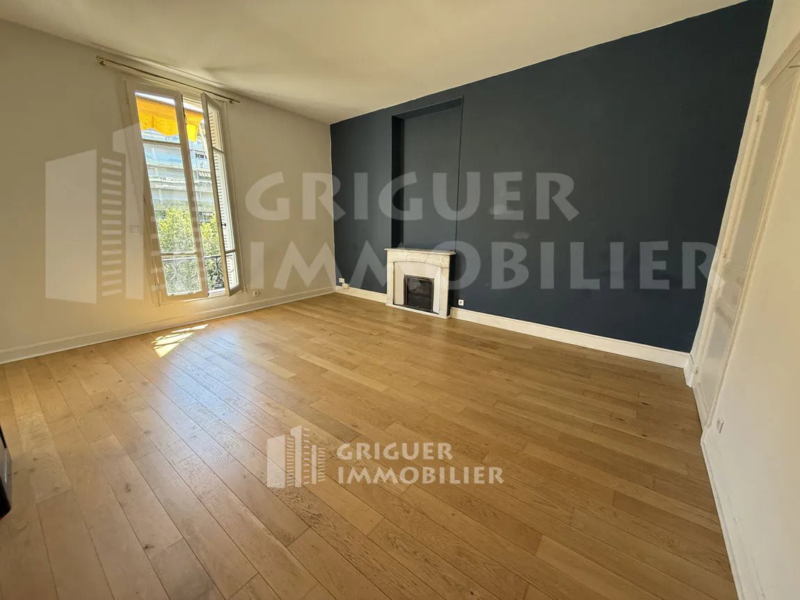 Appartement à louer, 197m², Nice