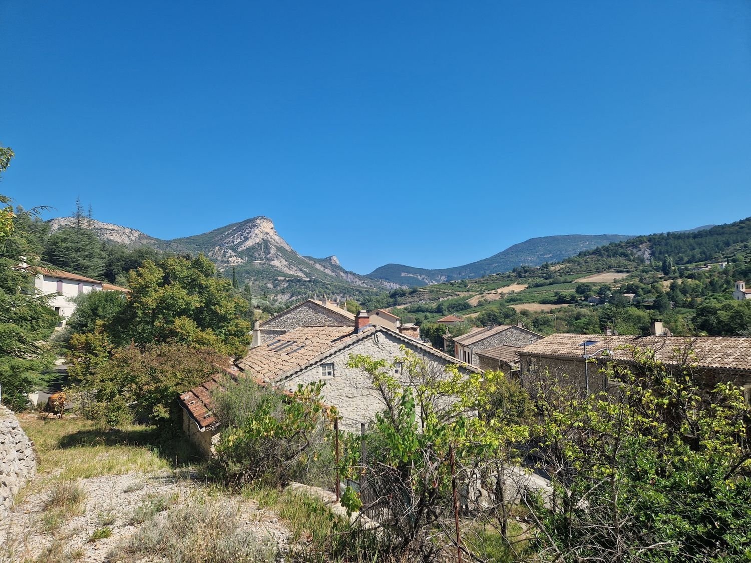 Maison à vendre, 240m², Sahune
