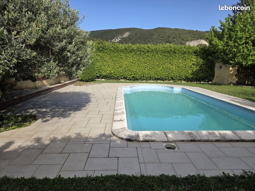 Maison à vendre, 110m², Saint-Pantaléon-les-Vignes