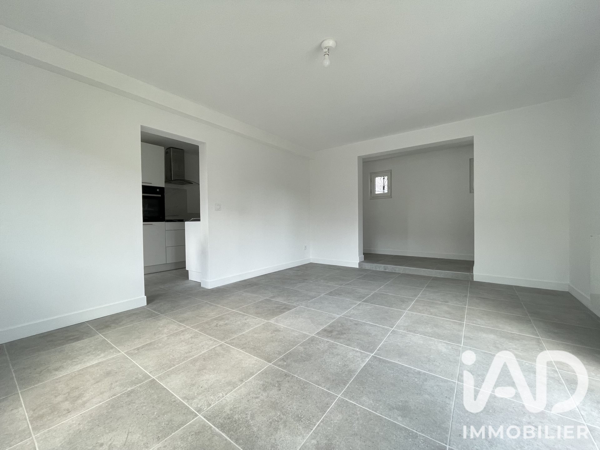 Maison à louer, 66m², Ormes