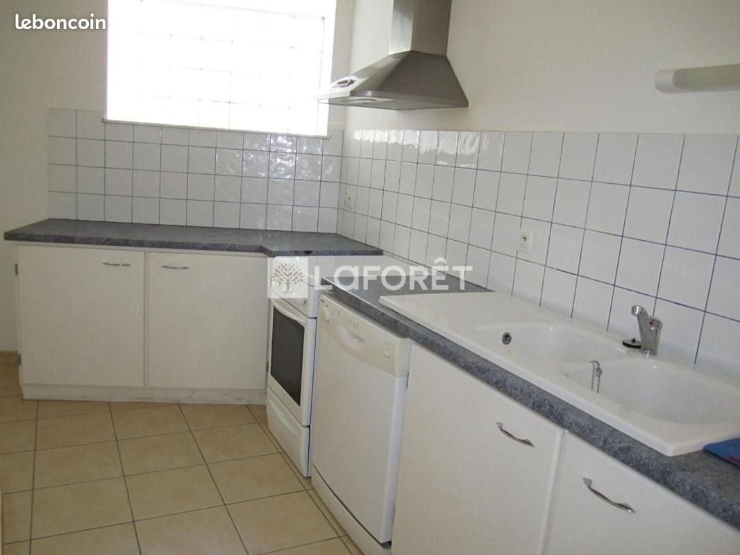 Appartement à louer, 74m², Archiac
