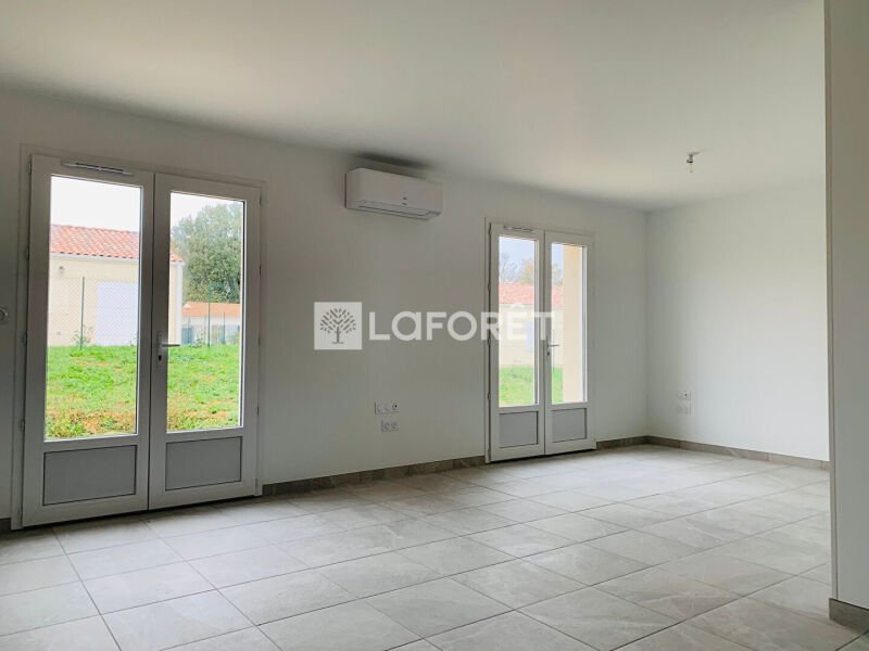 Maison à louer, 87m², Nieul-lès-Saintes