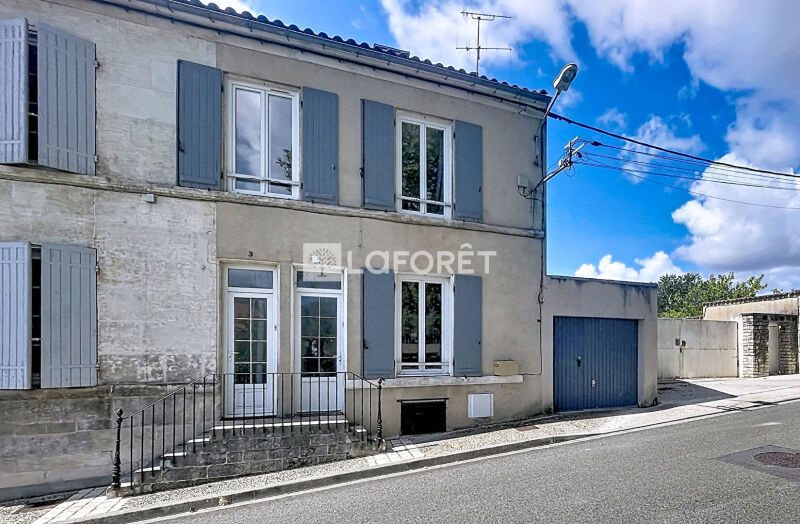 Maison à louer, 98m², Jarnac