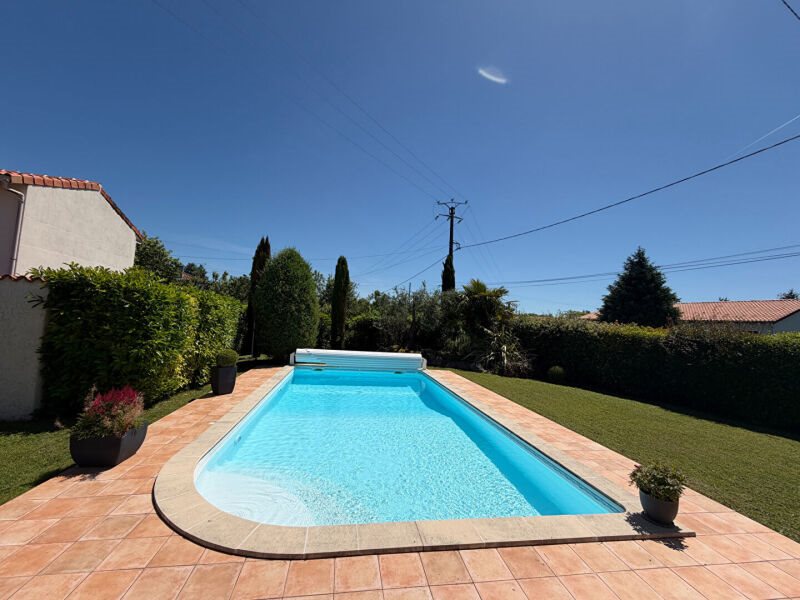 Maison à vendre, 198m², Ars