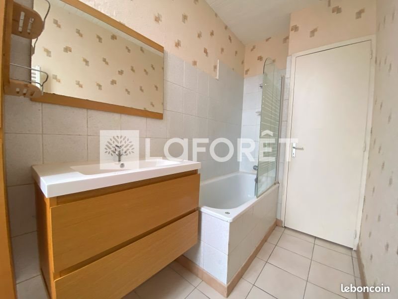 Maison à louer, 47m², Rouillac