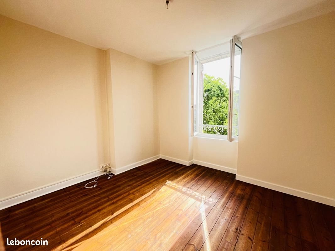 Appartement à louer, 57m², Barbezieux-Saint-Hilaire