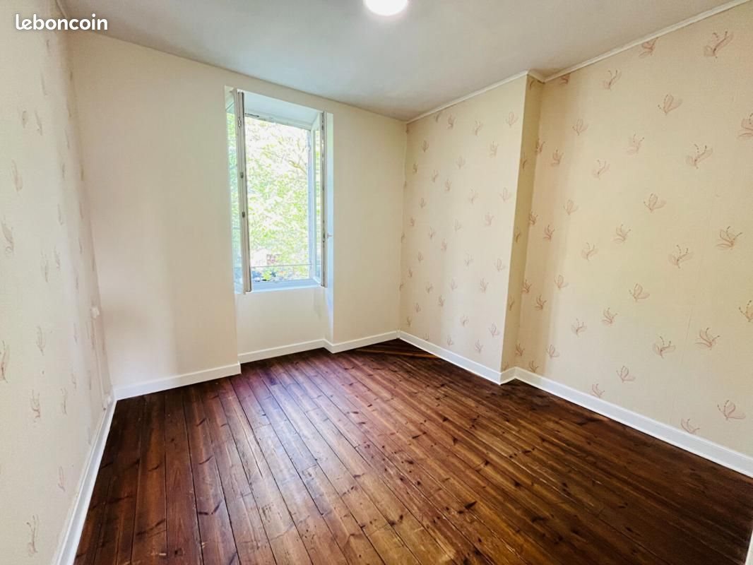 Appartement à louer, 57m², Barbezieux-Saint-Hilaire