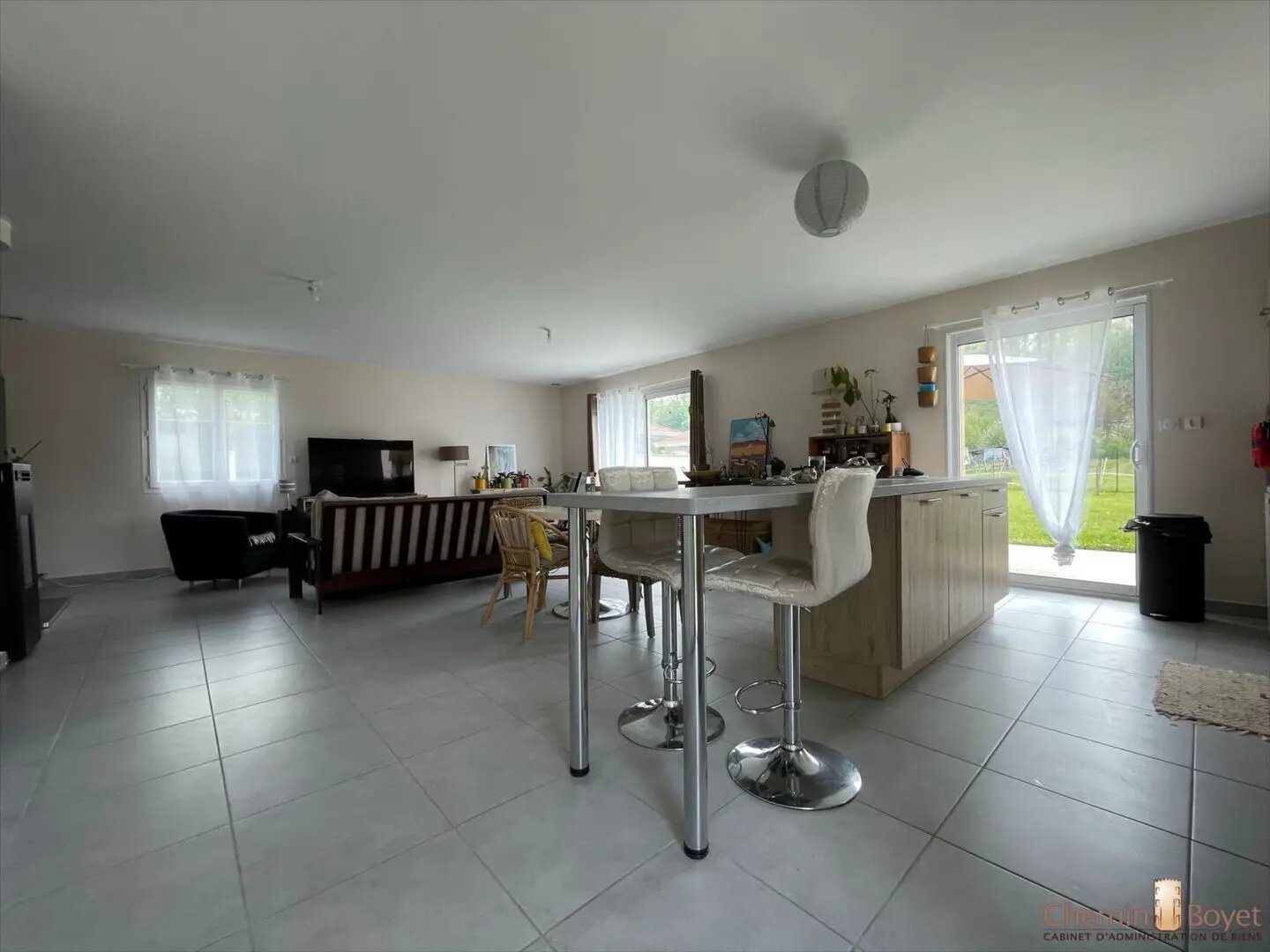 Maison à louer, 99m², Saint-Georges-d'Espéranche