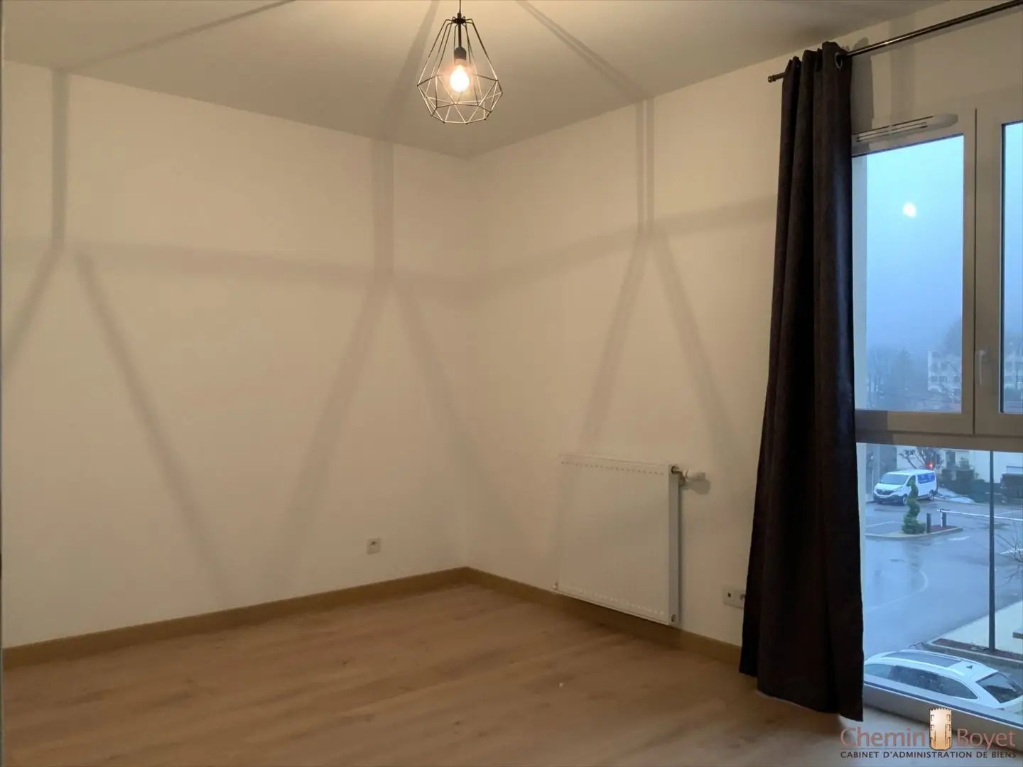 Appartement à louer, 73m², Maubec