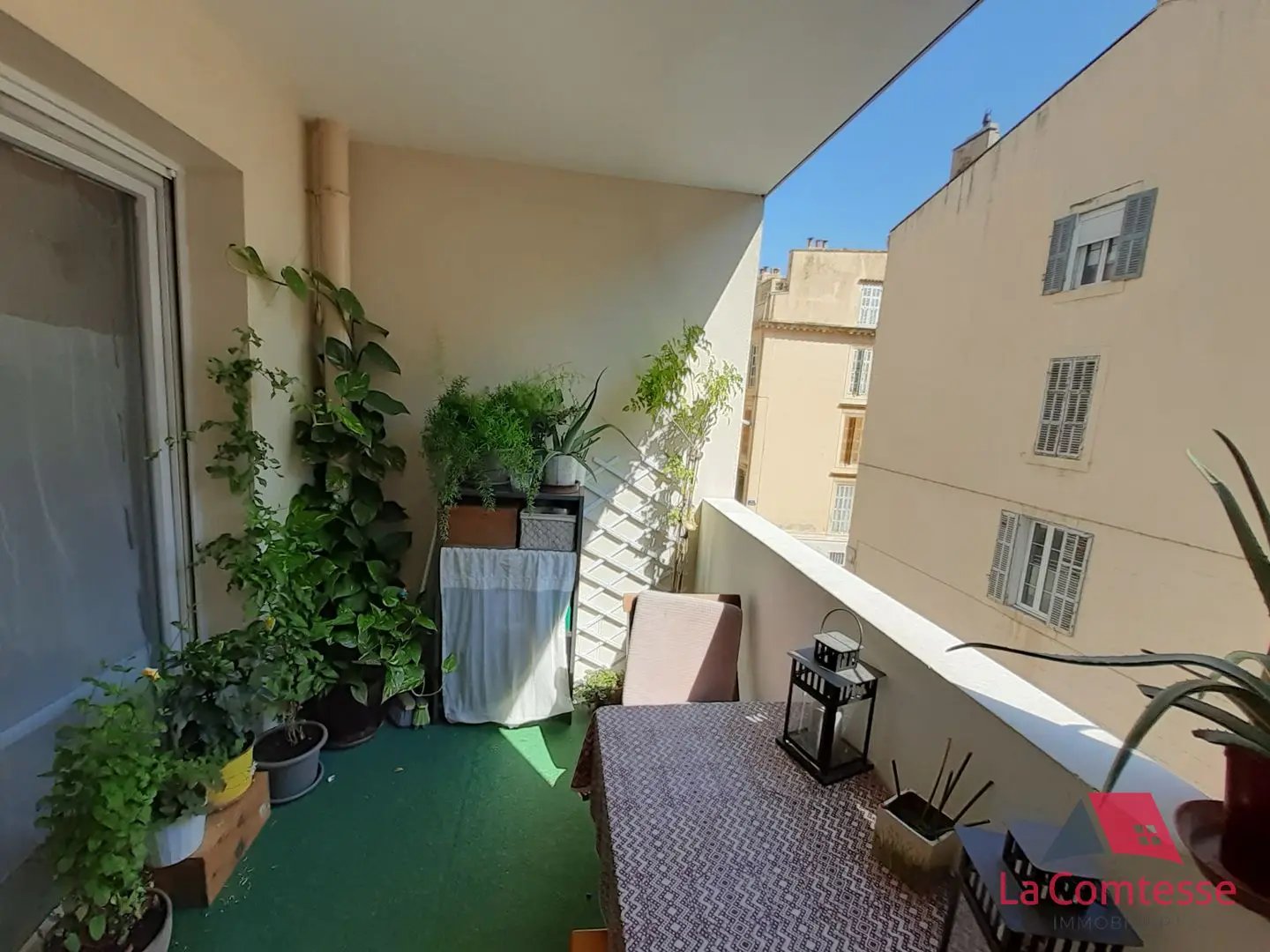 Appartement à louer, 16m², Marseille 6ème