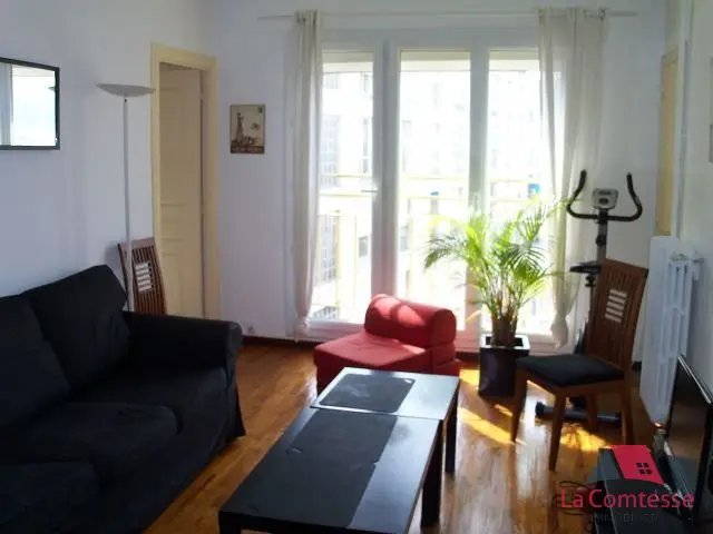 Appartement à louer, 57m², Marseille 5ème
