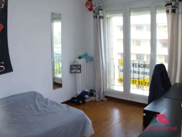Appartement à louer, 57m², Marseille 5ème