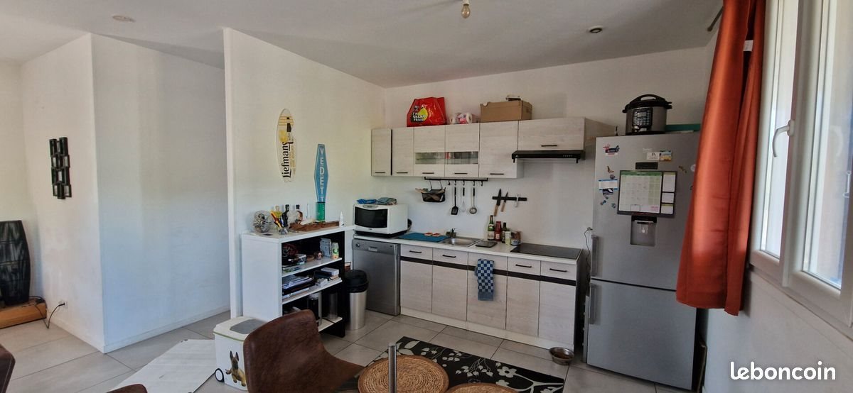 Appartement à louer, 66m², Trets
