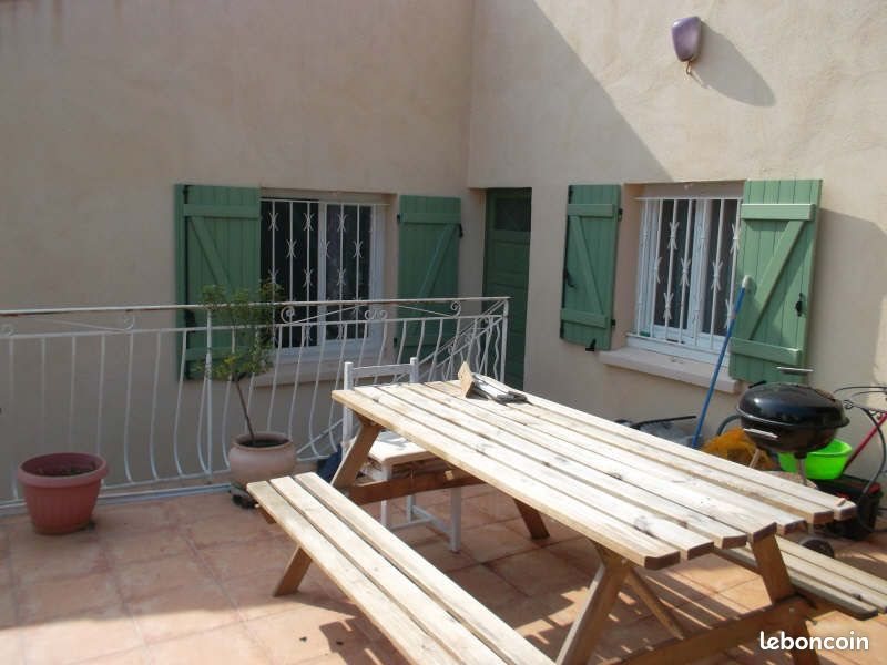 Appartement à louer, 79m², Puyloubier