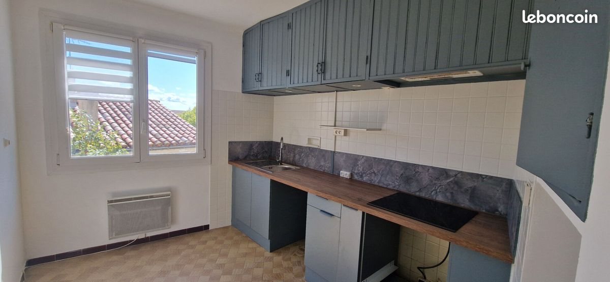 Appartement à louer, 79m², Puyloubier