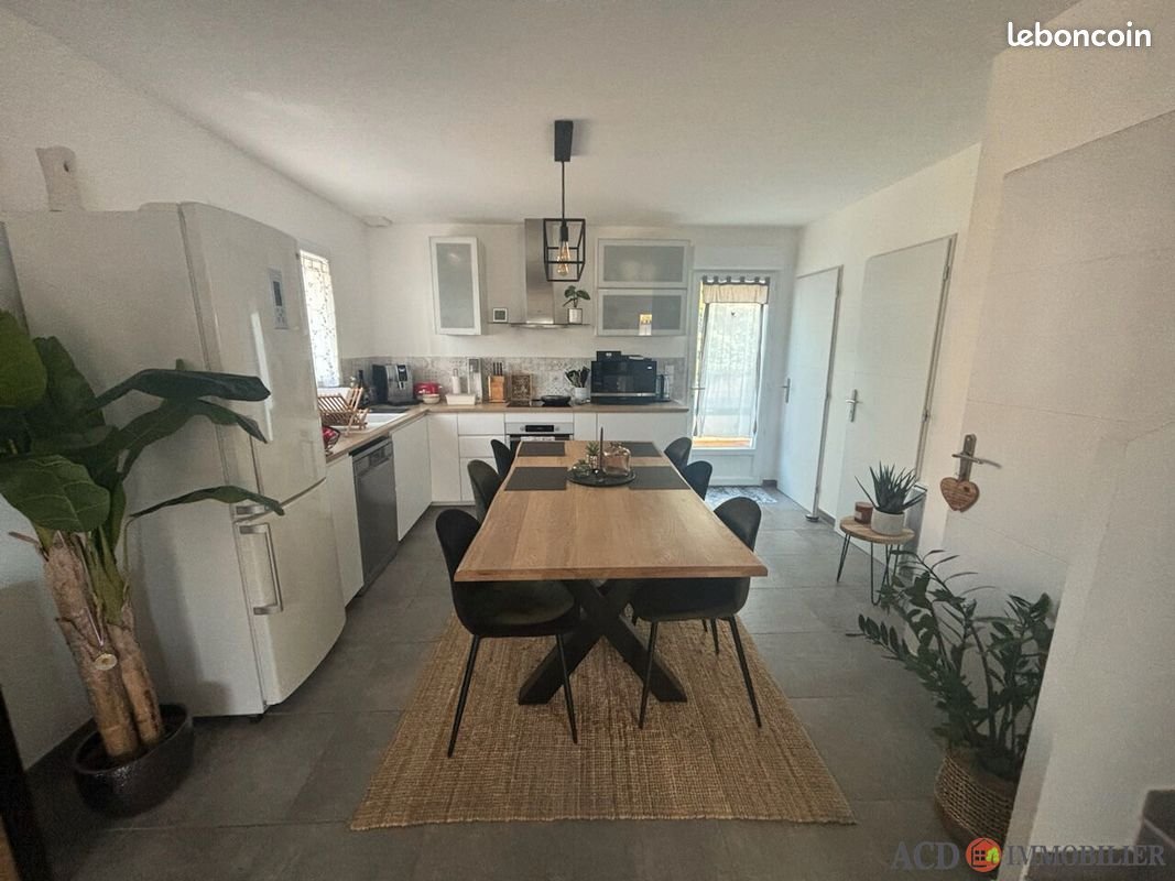 Maison à louer, 82m², La Fare-les-Oliviers