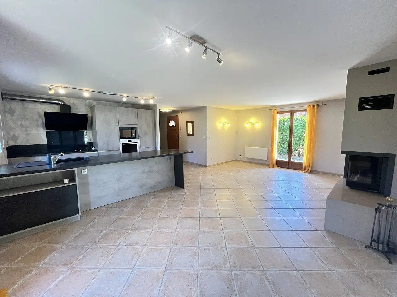 Maison à vendre, 137m², Crémieu