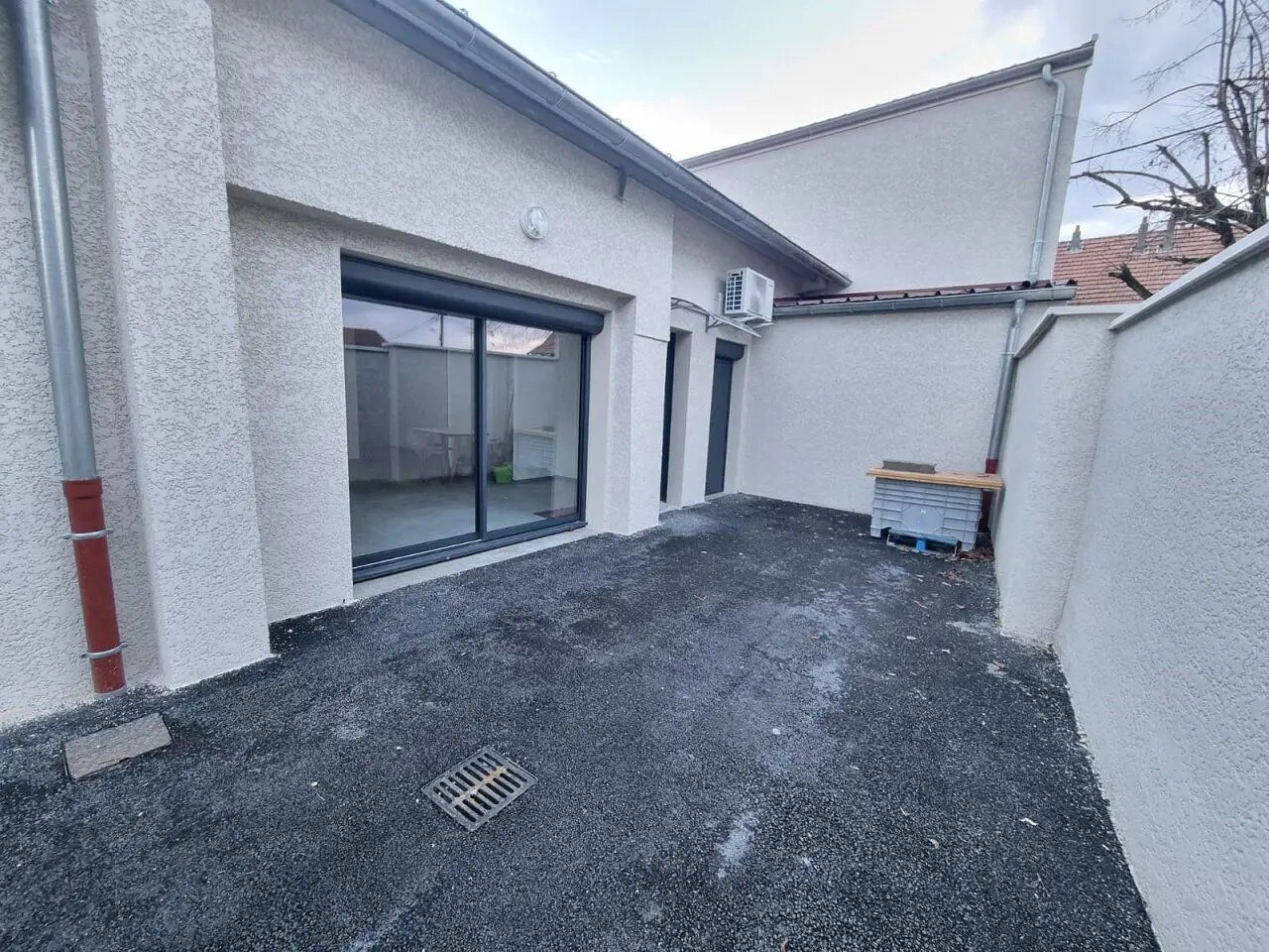 Maison à louer, 76m², Pont-de-Chéruy