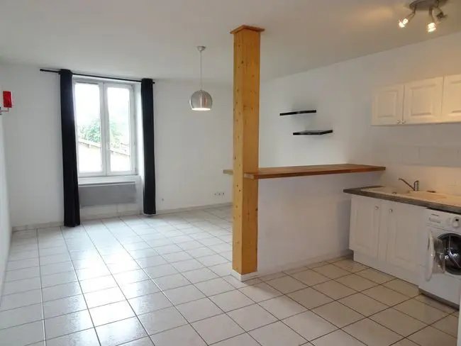 Appartement à louer, 65m², Crémieu