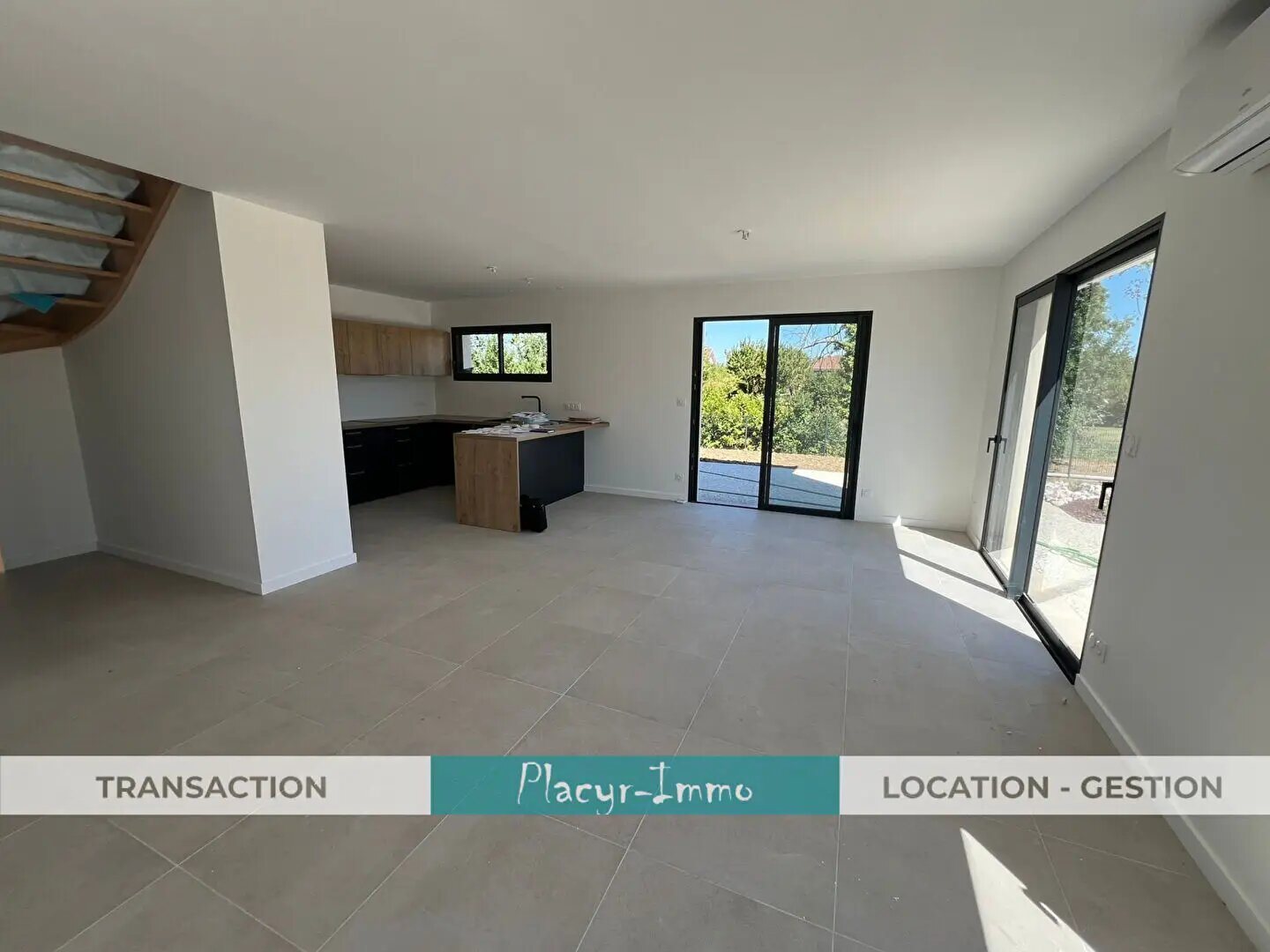 Maison à louer, 113m², Feillens