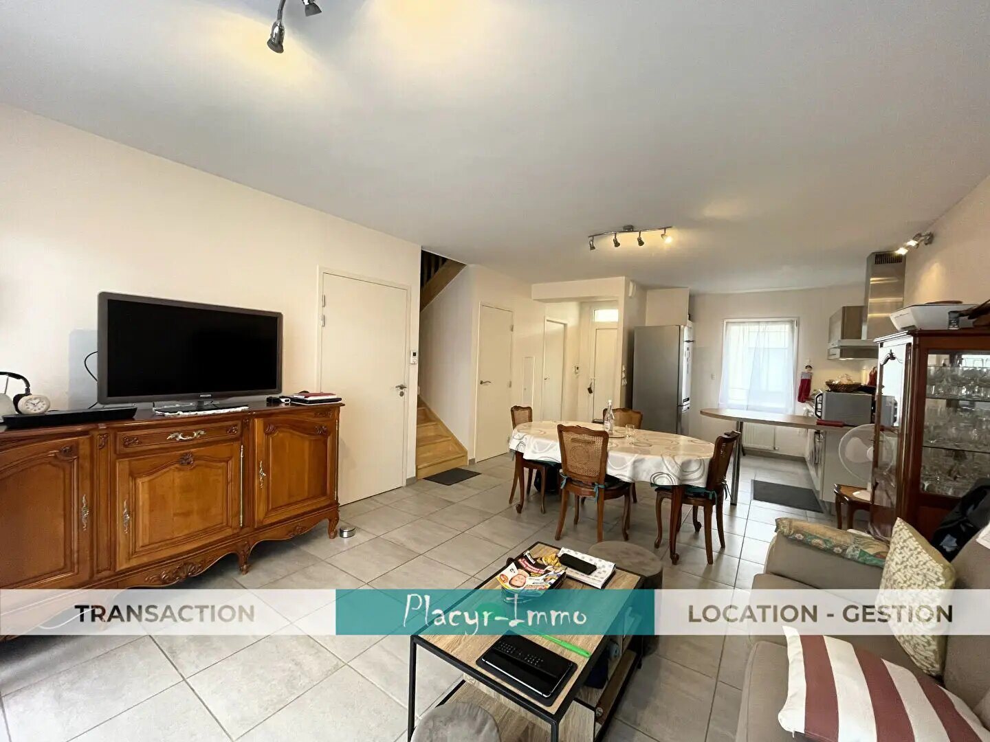 Maison à louer, 87m², Feillens