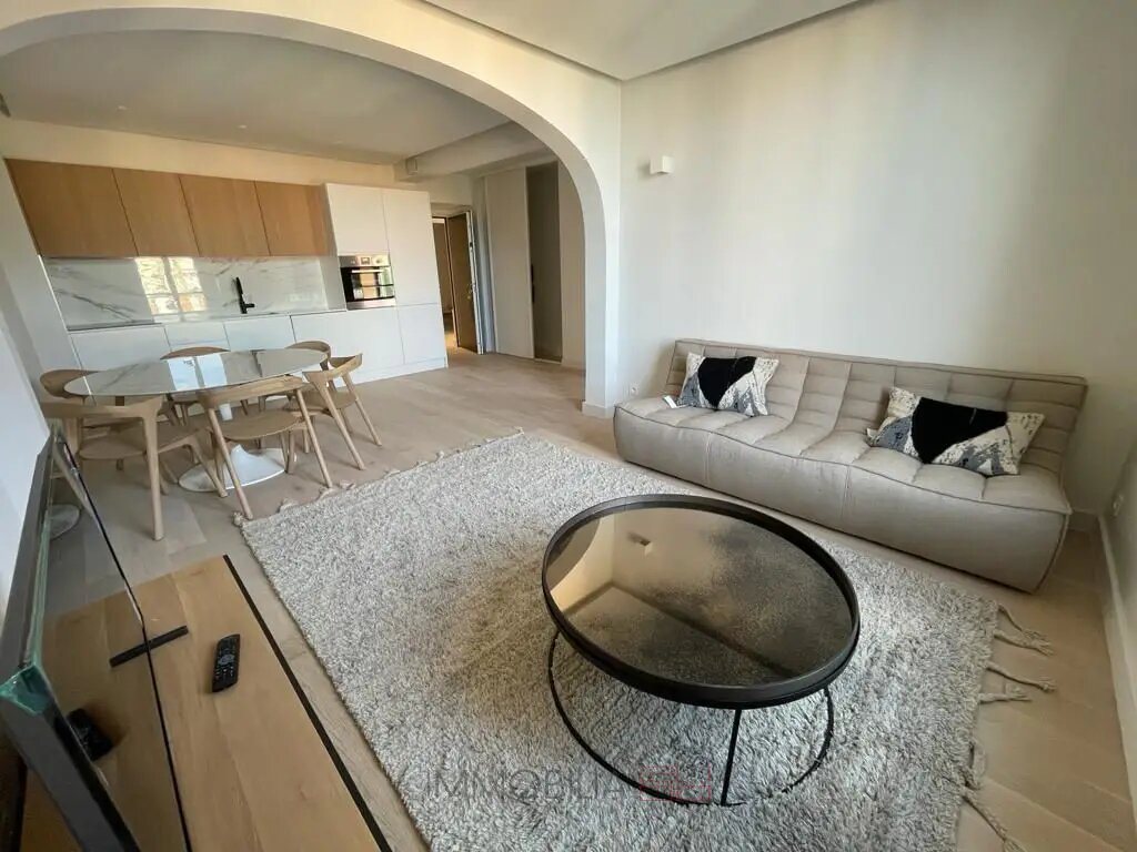 Appartement à louer, 52m², Beausoleil