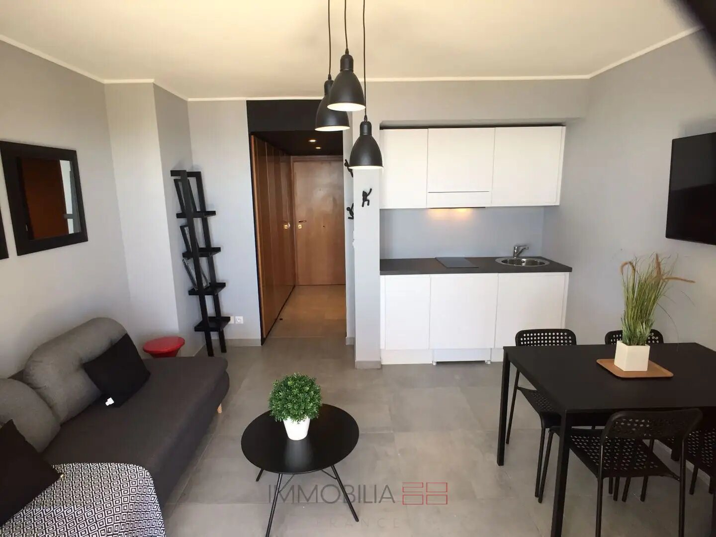 Appartement à louer, 22m², Roquebrune-Cap-Martin