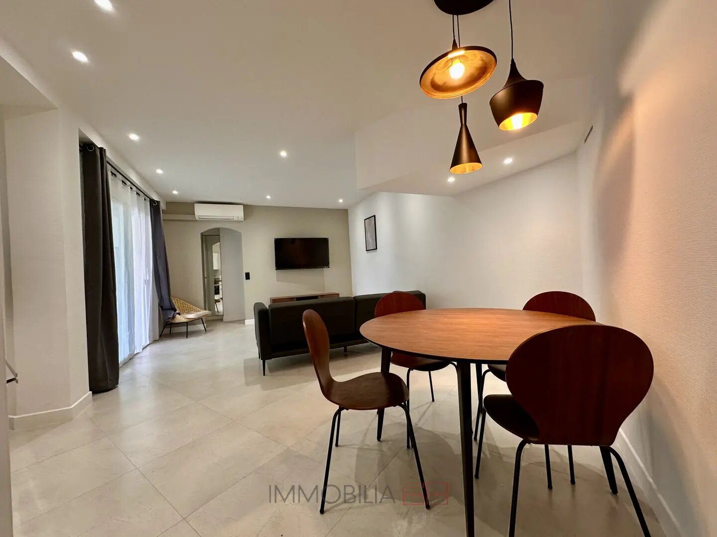 Appartement à louer, 65m², Beausoleil