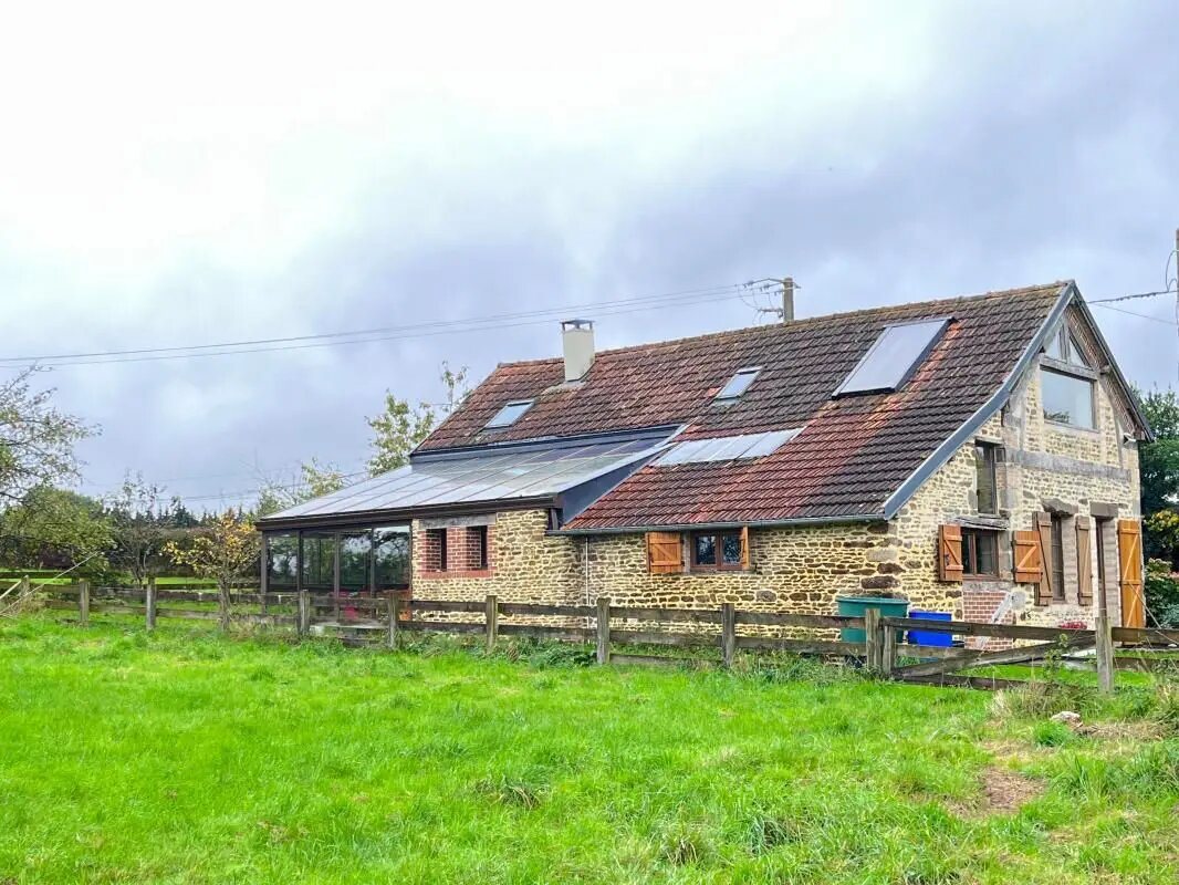 Maison à vendre, 130m², Saint-Pierre-des-Nids
