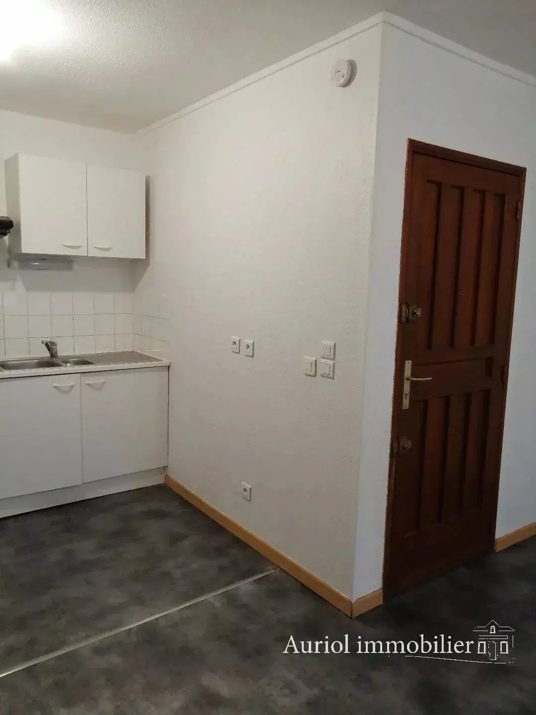 Appartement à louer, 33m², Aubagne