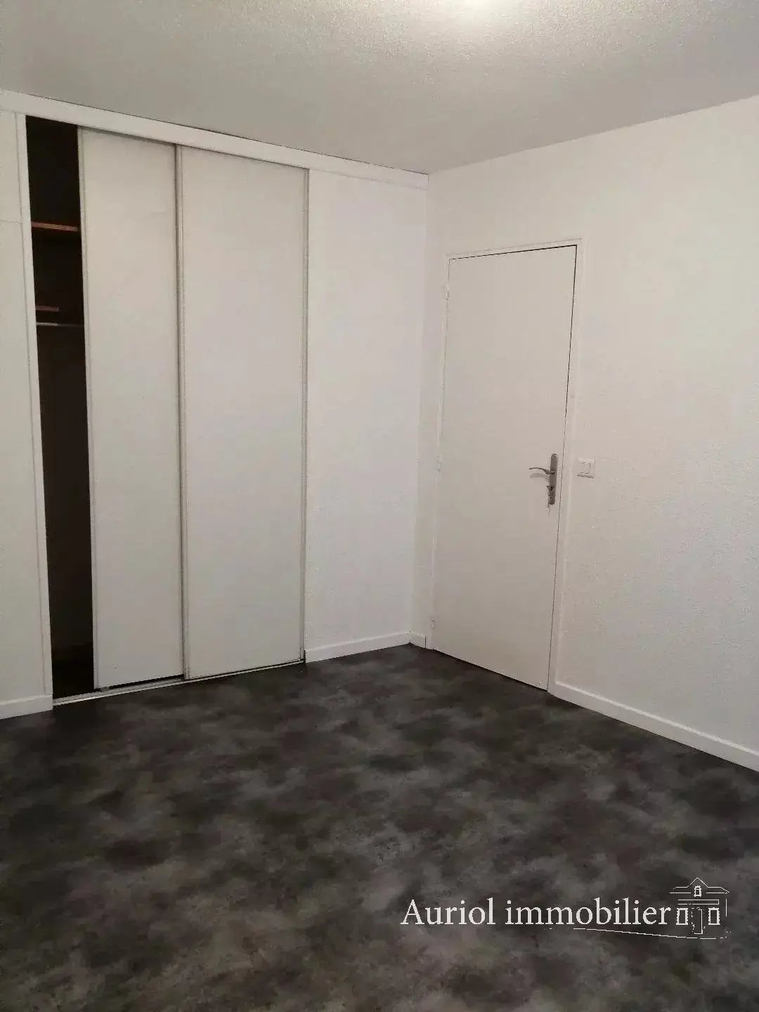 Appartement à louer, 33m², Aubagne