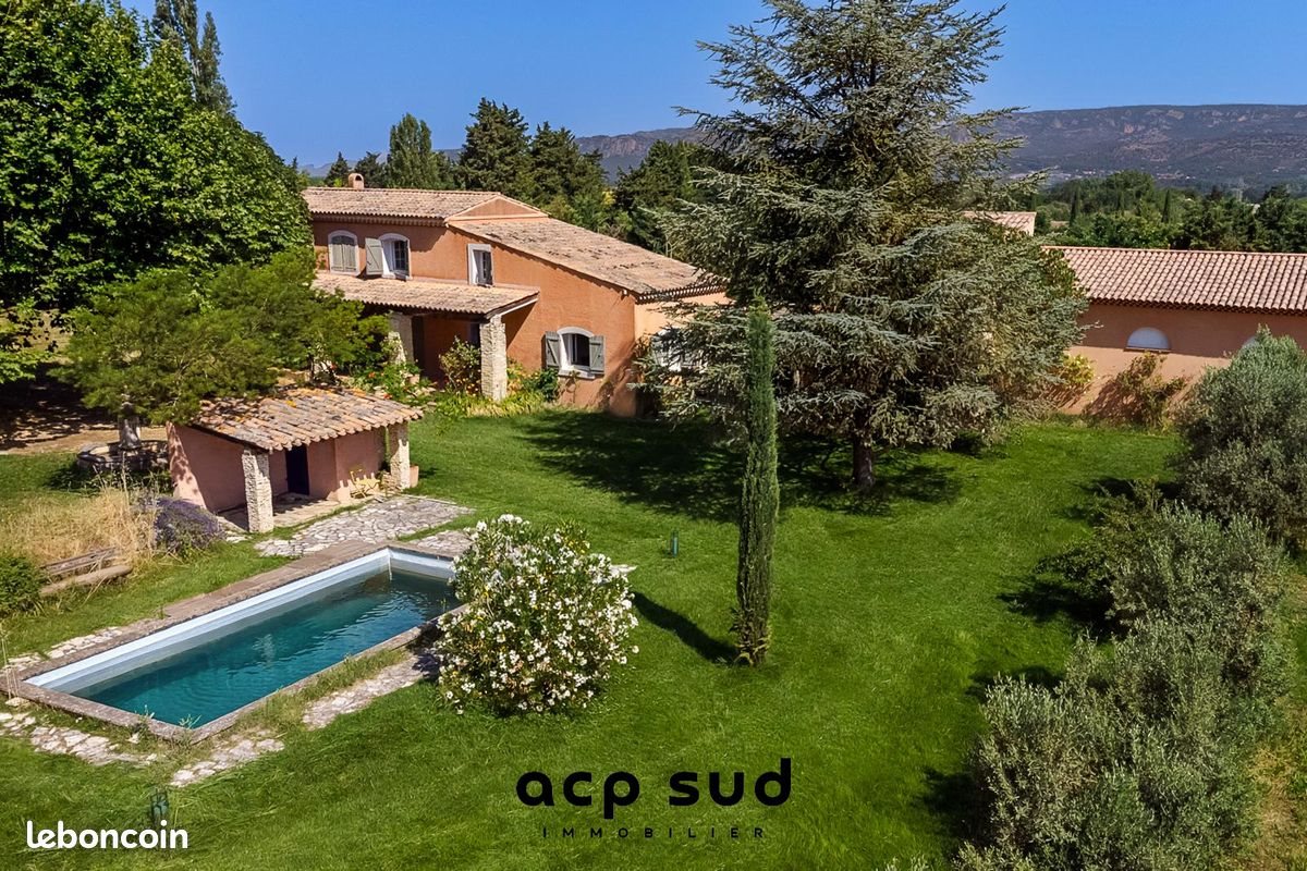 Maison à vendre, 300m², Mallemort